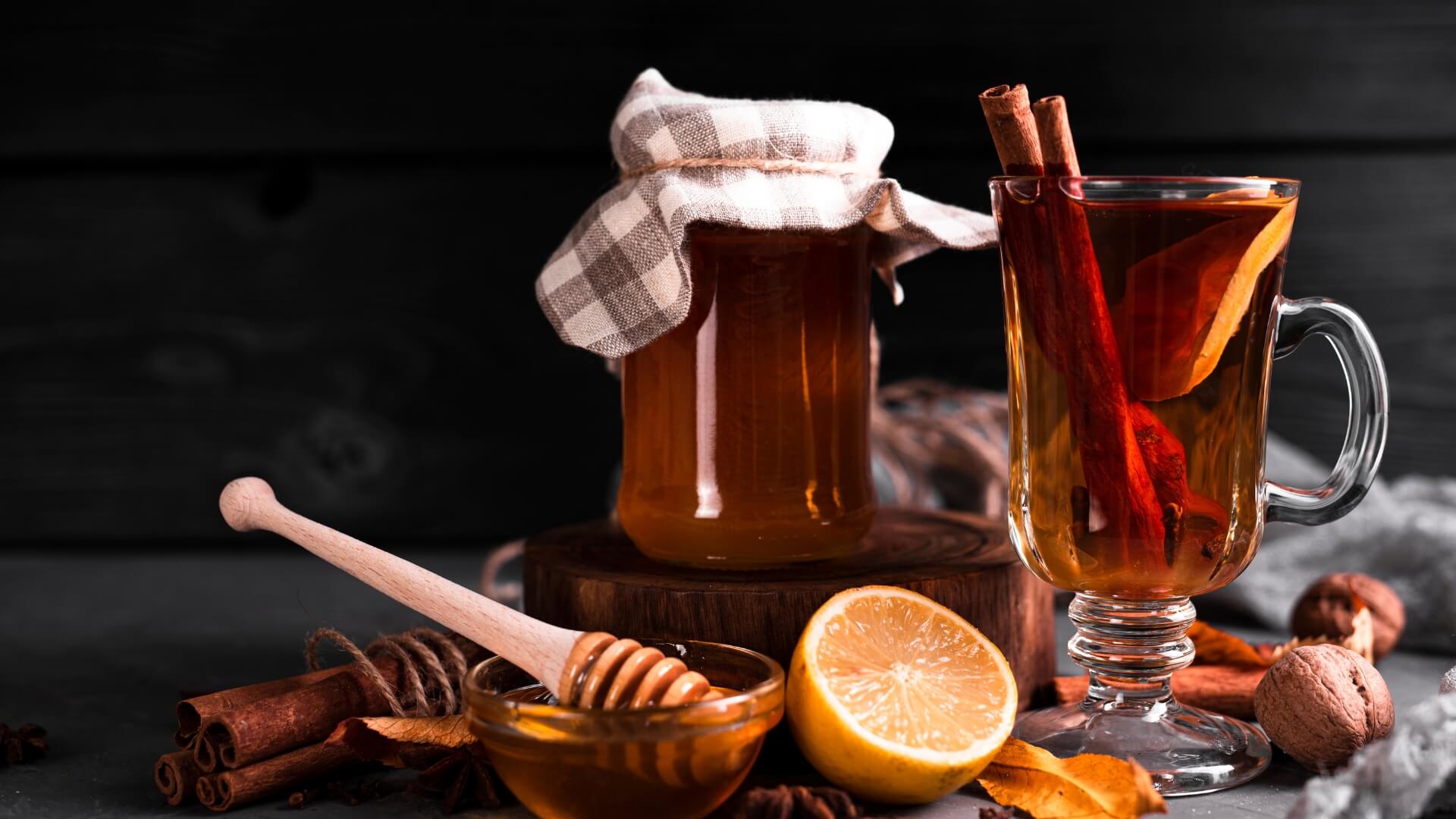 Honey and Cinnamon: 9+ Incredible Benefits
